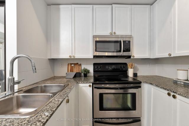 th29 - 80 Carr St, Townhouse with 2 bedrooms, 2 bathrooms and 0 parking in Toronto ON | Image 10