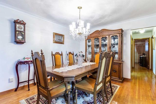 486 Meadows Blvd, House semidetached with 3 bedrooms, 2 bathrooms and 4 parking in Mississauga ON | Image 7
