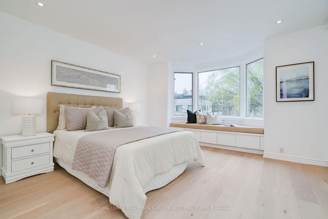 121 Cottingham St, House semidetached with 4 bedrooms, 4 bathrooms and 1 parking in Toronto ON | Image 7