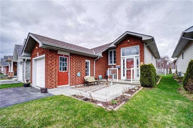 29 Laurent Blvd, House detached with 2 bedrooms, 2 bathrooms and 3 parking in Kawartha Lakes ON | Image 12