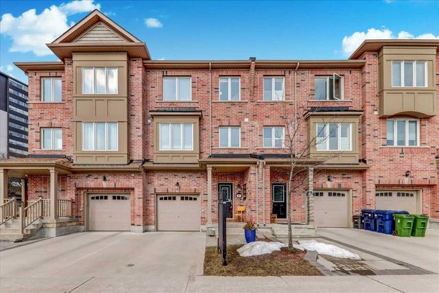 4 Pringdale Gardens Circ, House attached with 4 bedrooms, 4 bathrooms and 2 parking in Toronto ON | Image 1