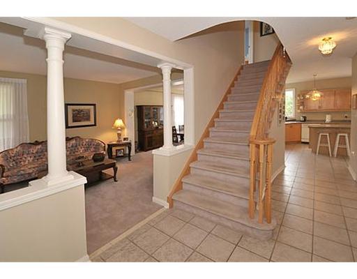 2109 Oak Grove Pl, House detached with 4 bedrooms, 3 bathrooms and null parking in Burlington ON | Image 8