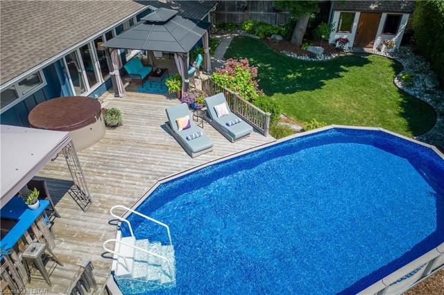 1025 Lombardy Drive, House detached with 3 bedrooms, 1 bathrooms and 5 parking in Sarnia ON | Image 11