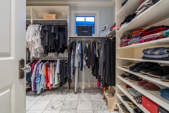 Primary closet, connected to the ensuite | Image 22