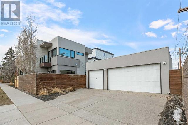 102 11 Street Ne, House detached with 4 bedrooms, 3 bathrooms and 3 parking in Calgary AB | Image 50