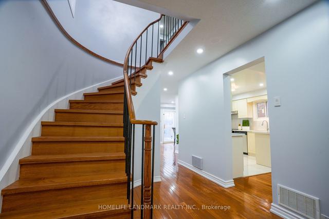 5 Ponymill Dr, House detached with 4 bedrooms, 4 bathrooms and 6 parking in Toronto ON | Image 38