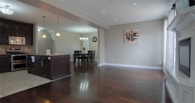 6704 Navin Cres, House detached with 3 bedrooms, 4 bathrooms and 6 parking in London ON | Image 4