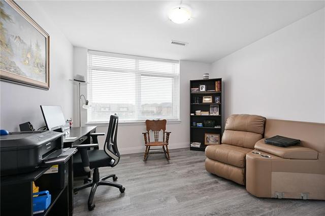 221 - 1 Redfern Avenue, Condo with 2 bedrooms, 2 bathrooms and 1 parking in Hamilton ON | Image 30