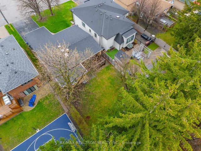 49 Palm Dr, House detached with 3 bedrooms, 3 bathrooms and 6 parking in Toronto ON | Image 21