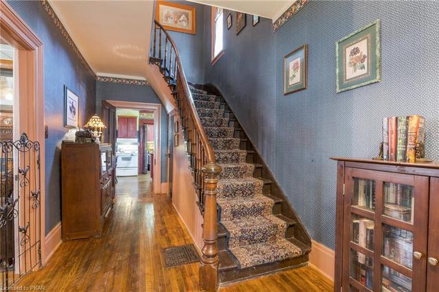 273 Ridout Street, House detached with 4 bedrooms, 2 bathrooms and 4 parking in Port Hope ON | Image 2