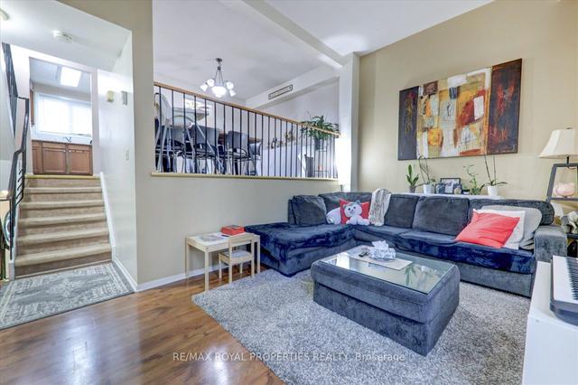 49 - 331 Trudelle St, Townhouse with 3 bedrooms, 2 bathrooms and 2 parking in Toronto ON | Image 15