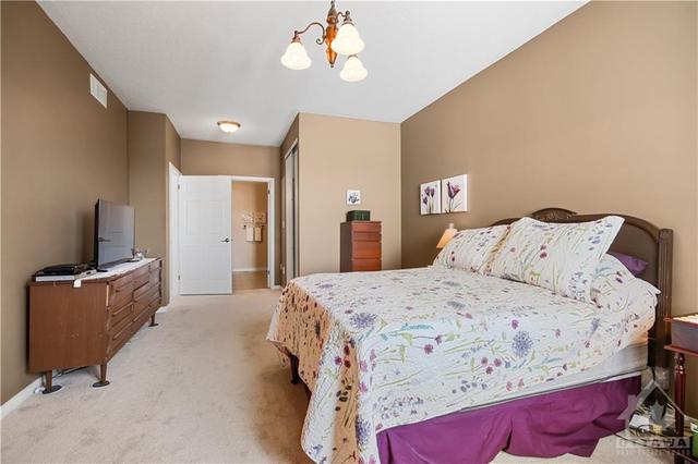335 Breckenridge Crescent E, Townhouse with 2 bedrooms, 2 bathrooms and 2 parking in Ottawa ON | Image 21