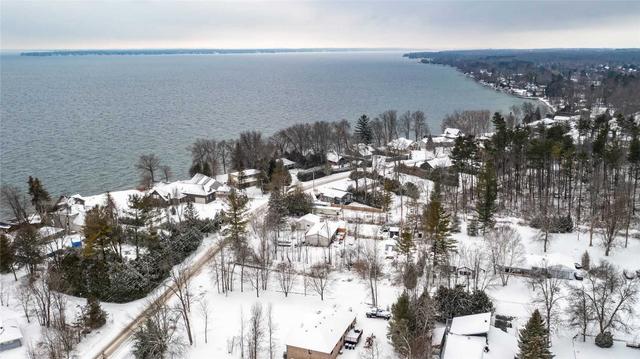 42 Lakeshore Rd E, House detached with 1 bedrooms, 1 bathrooms and 4 parking in Oro Medonte ON | Image 16
