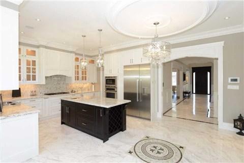 70 Yorkview Dr, House detached with 4 bedrooms, 6 bathrooms and 4 parking in Toronto ON | Image 5