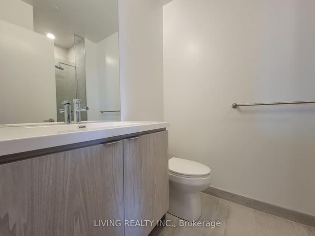1509 - 55 Cooper St, Condo with 3 bedrooms, 2 bathrooms and 1 parking in Toronto ON | Image 5