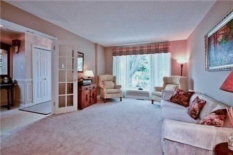 26 Hemingway Cres, House detached with 4 bedrooms, 4 bathrooms and 2 parking in Markham ON | Image 10