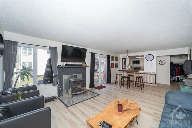 170 Rushford Private, Townhouse with 3 bedrooms, 3 bathrooms and 3 parking in Ottawa ON | Image 10