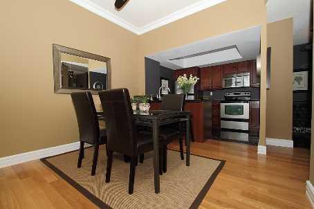 uph11 - 550 Webb Dr, Condo with 2 bedrooms, 2 bathrooms and 2 parking in Mississauga ON | Image 3