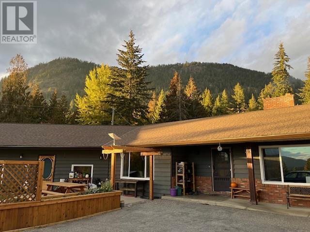 4250 Frederick Road, House detached with 5 bedrooms, 3 bathrooms and 13 parking in Spallumcheen BC | Image 71