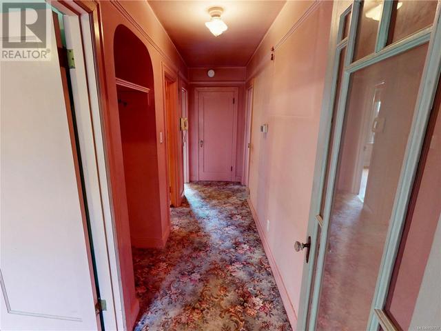 Hallway | Image 22