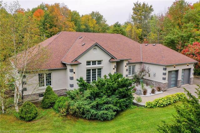 11032 Regional Rd 25 Road, House detached with 6 bedrooms, 4 bathrooms and 12 parking in Halton Hills ON | Image 1
