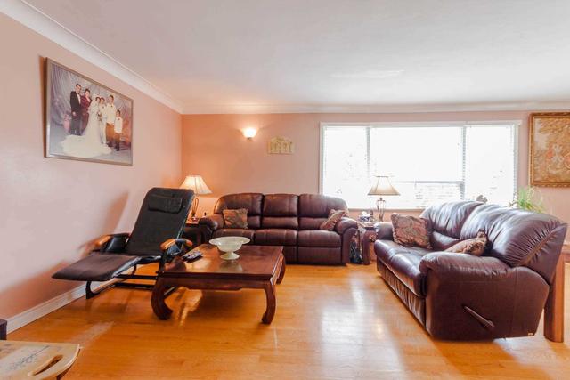 221 Colborne Ave W, House detached with 3 bedrooms, 2 bathrooms and 6 parking in Richmond Hill ON | Image 17