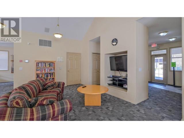 210 - 515 Houghton Road, Condo with 2 bedrooms, 2 bathrooms and null parking in Kelowna BC | Image 36