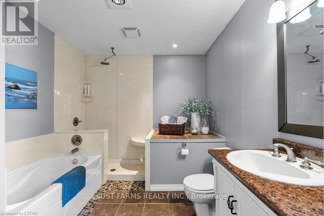 4420 Perth 20 Line S, Home with 0 bedrooms, 1 bathrooms and 10 parking in Perth South ON | Image 36