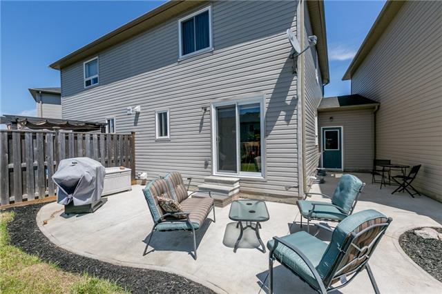 70 Admiral Cres, House attached with 3 bedrooms, 3 bathrooms and 2 parking in Essa ON | Image 17