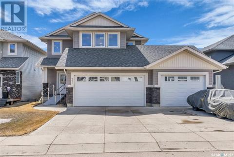 551 Redwood Crescent, House detached with 5 bedrooms, 4 bathrooms and null parking in Warman SK | Card Image