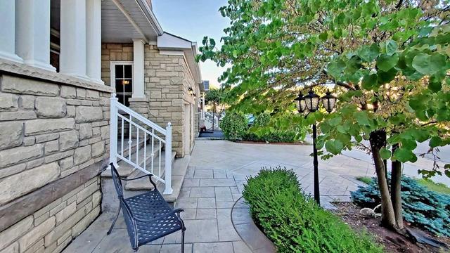 3389 Mocha Mews, House detached with 5 bedrooms, 5 bathrooms and 4 parking in Mississauga ON | Image 12