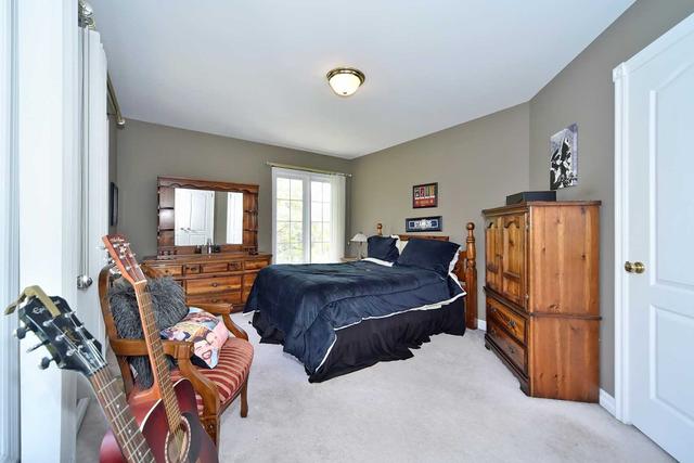 83 Ayton Cres, House detached with 4 bedrooms, 3 bathrooms and 6 parking in Vaughan ON | Image 25