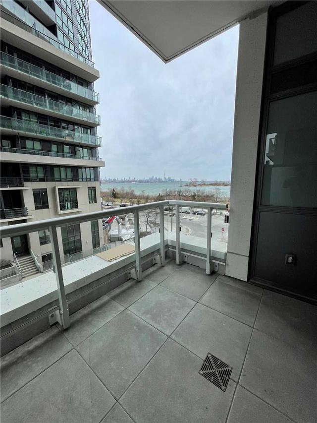 208 - 65 Annie Craig Dr, Condo with 2 bedrooms, 2 bathrooms and 1 parking in Toronto ON | Image 14