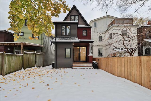 343 Highfield Rd, House detached with 4 bedrooms, 5 bathrooms and 1 parking in Toronto ON | Image 21