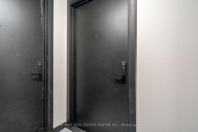 813 - 1 Jarvis St, Condo with 2 bedrooms, 1 bathrooms and 1 parking in Hamilton ON | Image 24