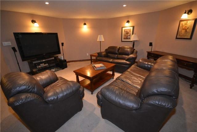 8 Timberrun Crt, House detached with 4 bedrooms, 3 bathrooms and 20 parking in Hamilton ON | Image 15
