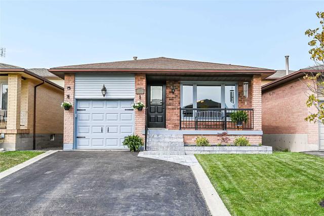 391 Rexford Dr, House detached with 3 bedrooms, 2 bathrooms and 3 parking in Hamilton ON | Image 1