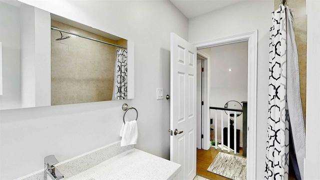 32 Copping Rd, House detached with 2 bedrooms, 2 bathrooms and 3 parking in Toronto ON | Image 19