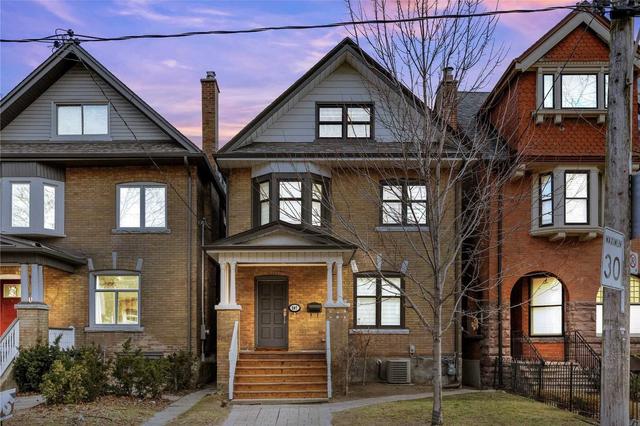 207 Dunn Ave, House detached with 4 bedrooms, 4 bathrooms and 0 parking in Toronto ON | Image 1
