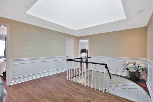 2418 Old Carriage Rd, House detached with 4 bedrooms, 5 bathrooms and 4 parking in Mississauga ON | Image 25