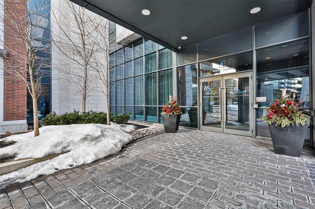 1307 - 1 Hurontario St, Condo with 1 bedrooms, 2 bathrooms and 2 parking in Mississauga ON | Image 12