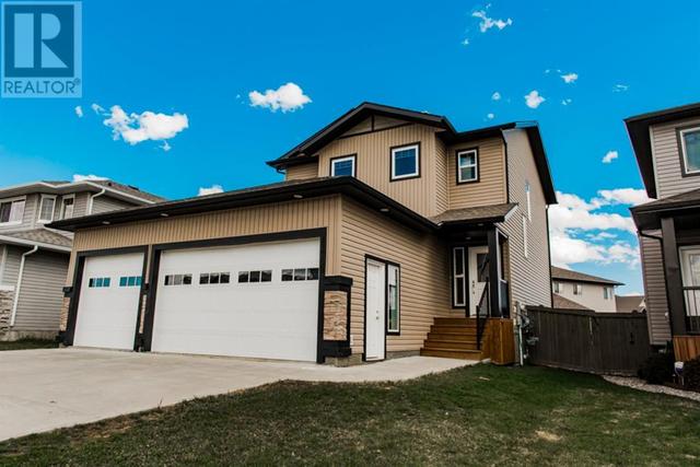 11709 87 Street, House detached with 4 bedrooms, 3 bathrooms and 6 parking in Grande Prairie AB | Card Image
