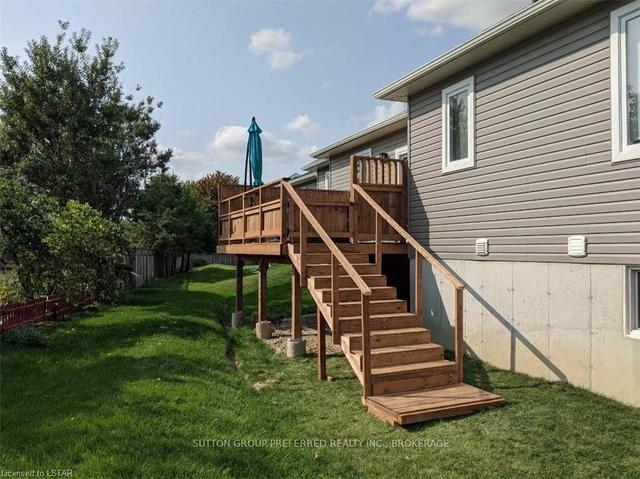 534 Scenic Crt, House detached with 2 bedrooms, 2 bathrooms and 4 parking in Warwick ON | Image 21