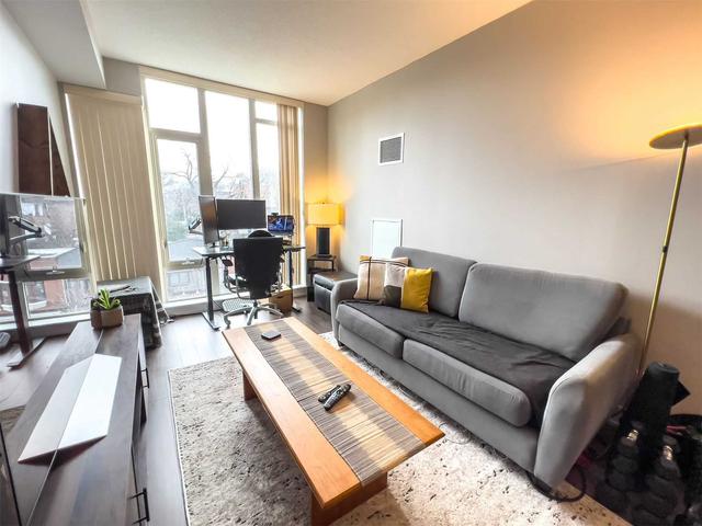 404 - 1638 Bloor St W, Condo with 1 bedrooms, 1 bathrooms and 1 parking in Toronto ON | Image 1
