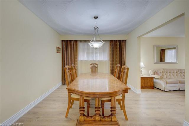 255 Guildwood Drive, House detached with 4 bedrooms, 2 bathrooms and 5 parking in Hamilton ON | Image 11