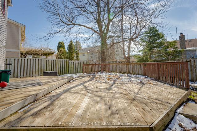 36 Somerset Dr, House detached with 3 bedrooms, 2 bathrooms and 4 parking in Brampton ON | Image 28
