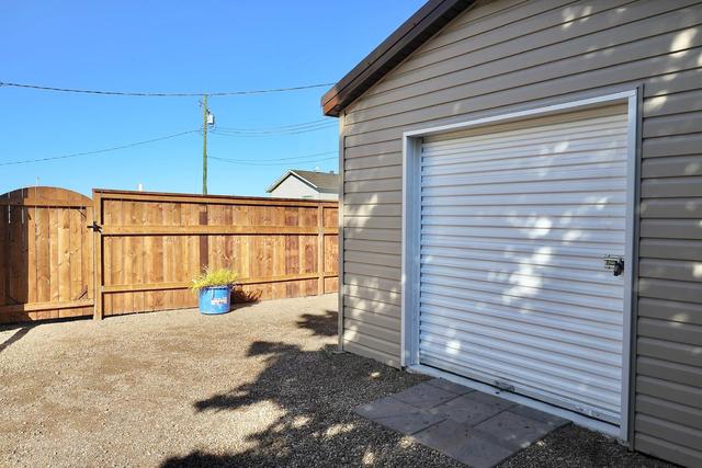 312 Main Street, House detached with 4 bedrooms, 2 bathrooms and 4 parking in Camrose County AB | Image 27