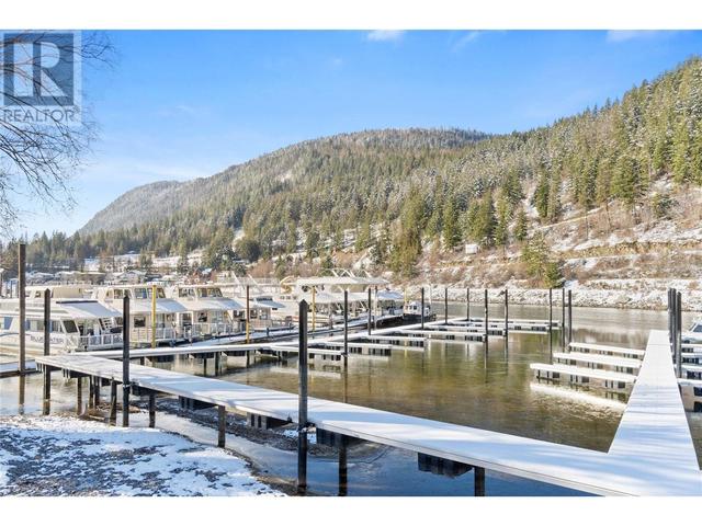 b201 - 1118 Riverside Avenue, Condo with 2 bedrooms, 2 bathrooms and null parking in Sicamous BC | Image 45