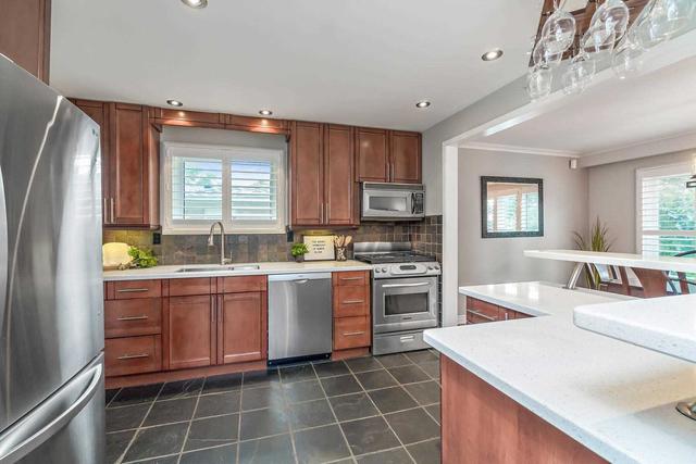 22 Greystone Cres, House detached with 3 bedrooms, 2 bathrooms and 6 parking in Halton Hills ON | Image 9