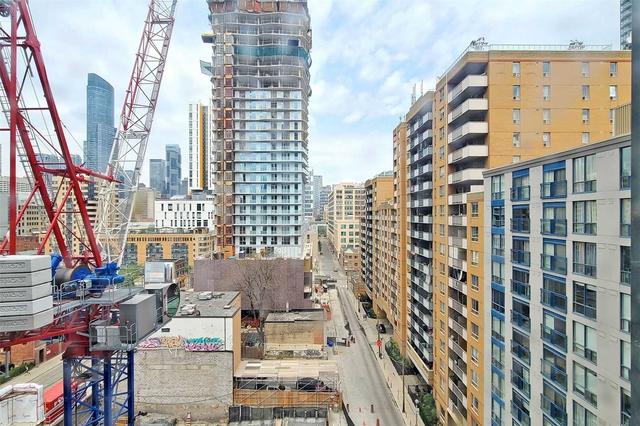 1012 - 60 Shuter St, Condo with 1 bedrooms, 2 bathrooms and 0 parking in Toronto ON | Image 26